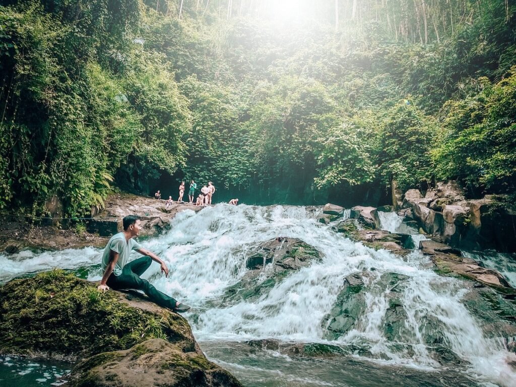 goa-rang-reng-waterfall